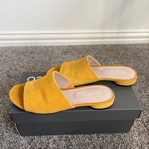 ECCO Suede sandals brand new